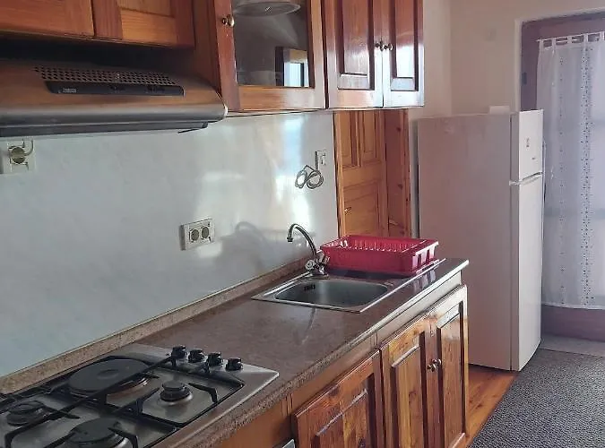 Apartment By The Sea Merag, - 11791 Cres